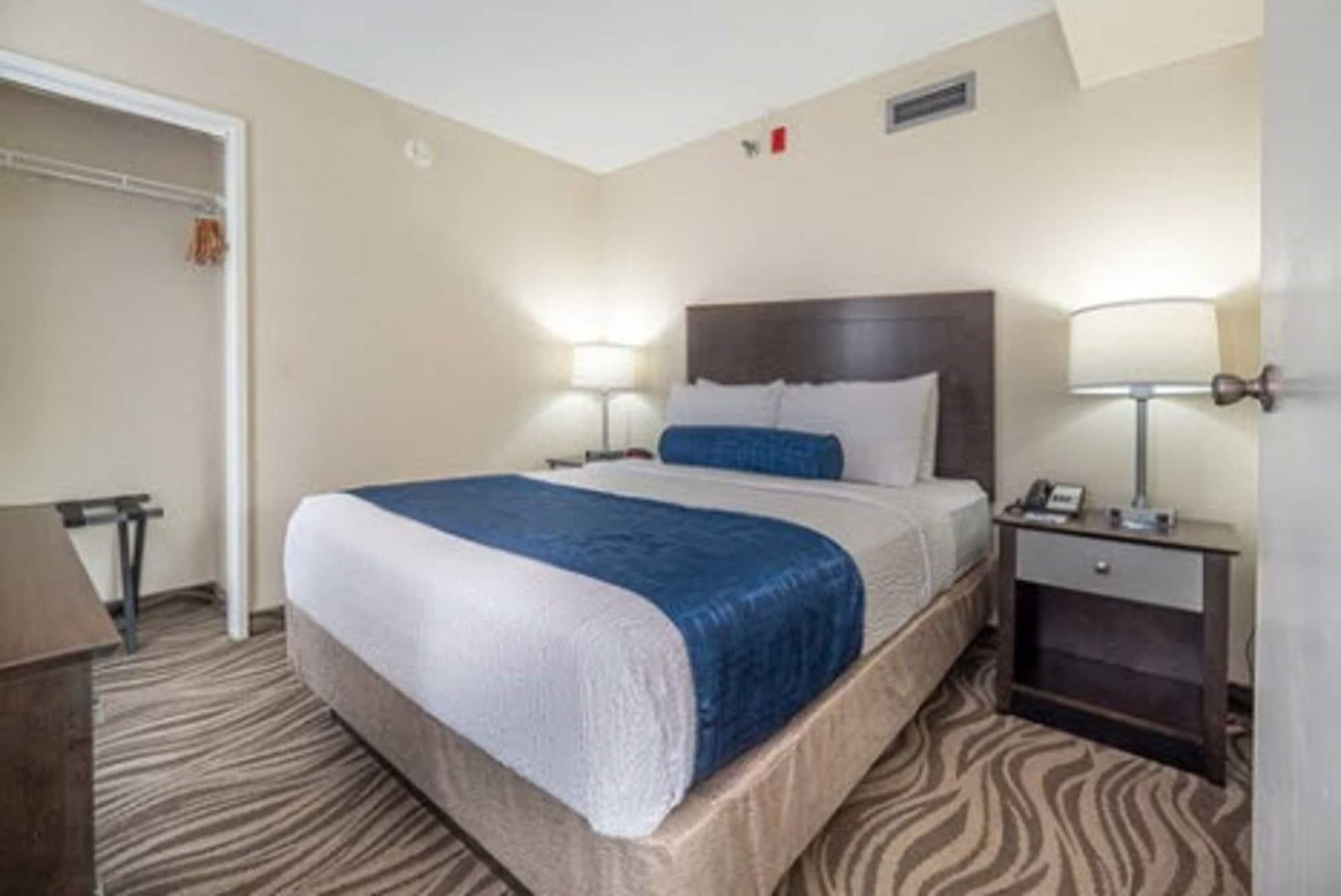 רהובות' ביץ' The Breakers Hotel & Suites מראה חיצוני תמונה